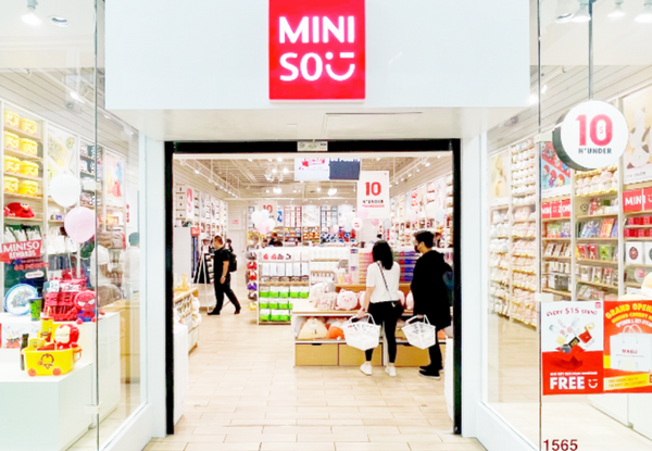 10 N' Under - MINISO Expands in the U.S. and Canada