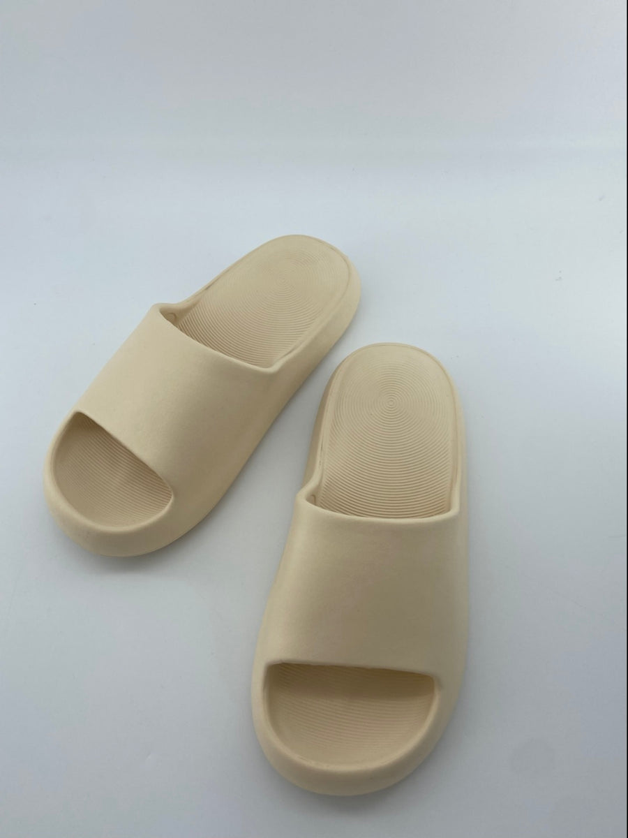 Women's Fashion Cushioned Thick Slippers(Off-white,39-40)