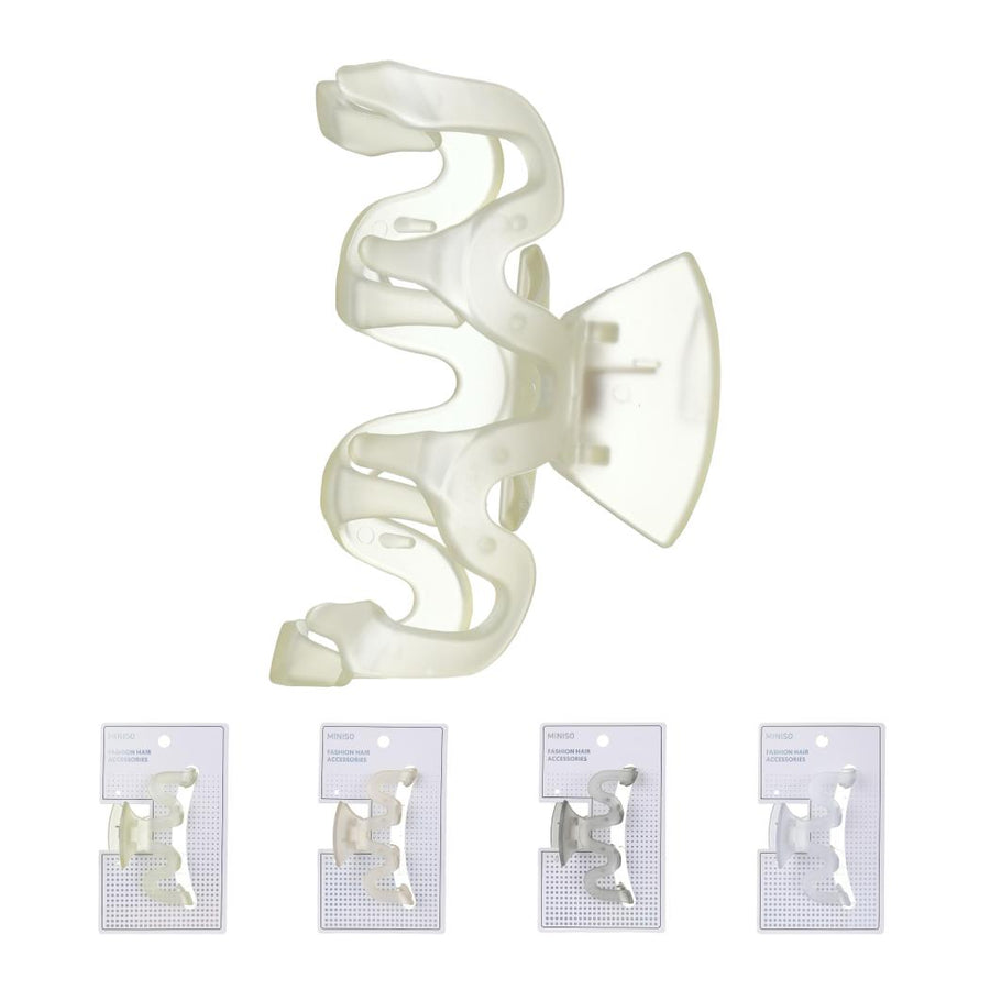 Matte Wavy Hair Claw Clip