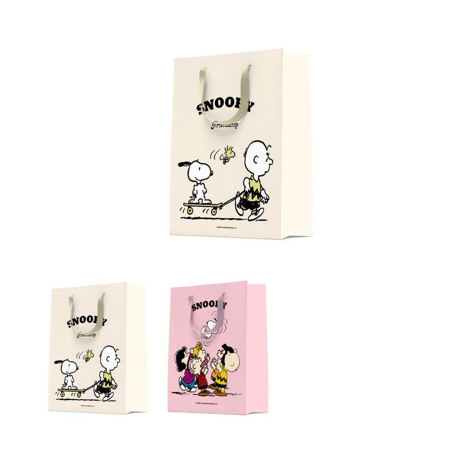 Snoopy Summer Travel Collection Big Gift Bag (2 Assorted Models)